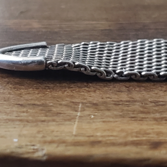 Tiffany Mesh Heart Buckle Bracelet - Picture 6 of 15